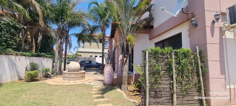 6 Bedroom Property for Sale in Parkrand Gauteng