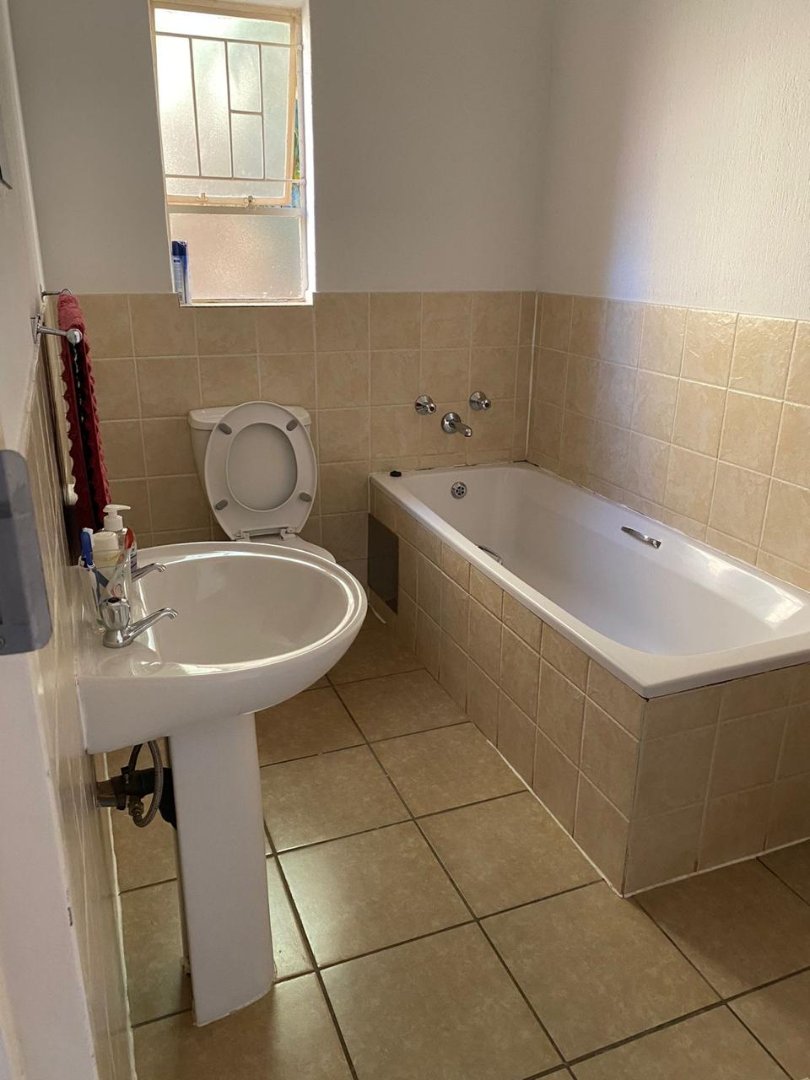 To Let 3 Bedroom Property for Rent in Wonderpark Estate Gauteng
