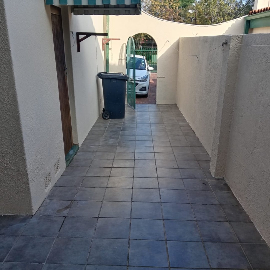 To Let 3 Bedroom Property for Rent in Halfway Gardens Gauteng