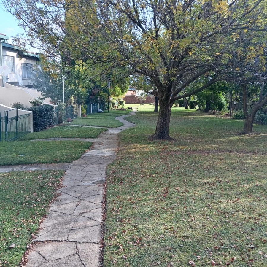 To Let 3 Bedroom Property for Rent in Halfway Gardens Gauteng