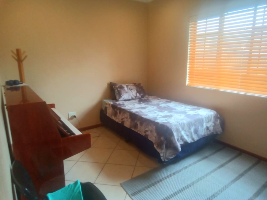 To Let 3 Bedroom Property for Rent in Noordwyk Gauteng