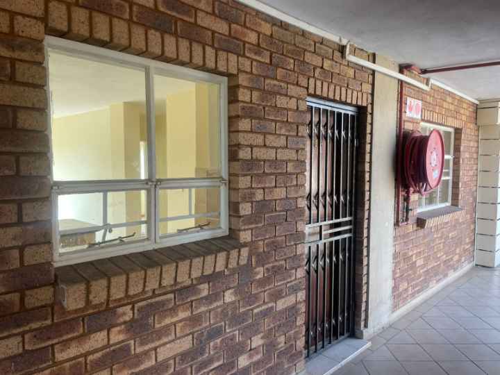 To Let 2 Bedroom Property for Rent in Doreg A H Gauteng