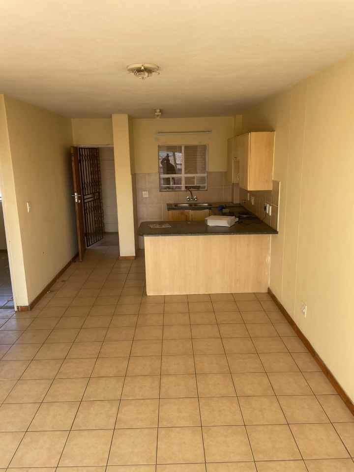 To Let 2 Bedroom Property for Rent in Doreg A H Gauteng