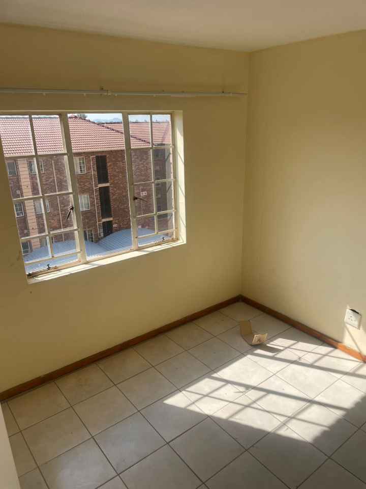 To Let 2 Bedroom Property for Rent in Doreg A H Gauteng