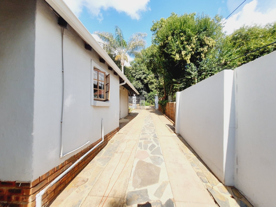 To Let 4 Bedroom Property for Rent in Murrayfield Gauteng
