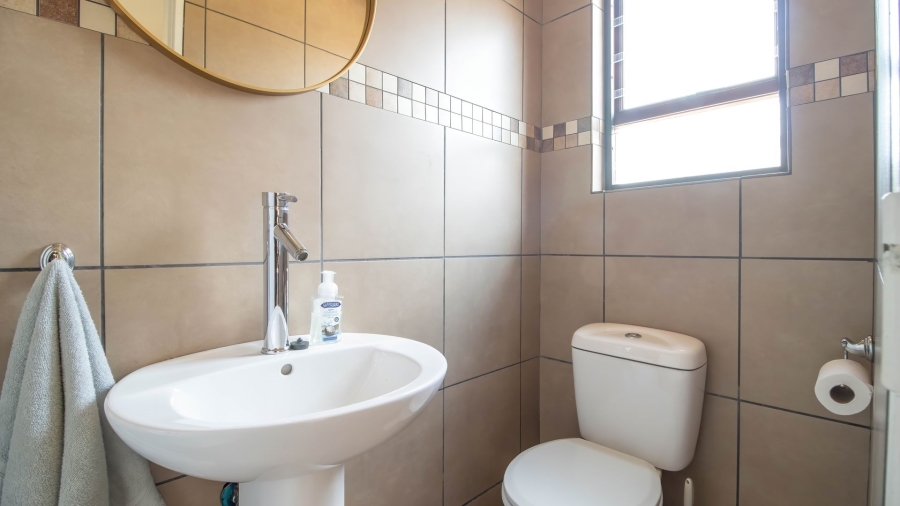 3 Bedroom Property for Sale in Terenure Gauteng