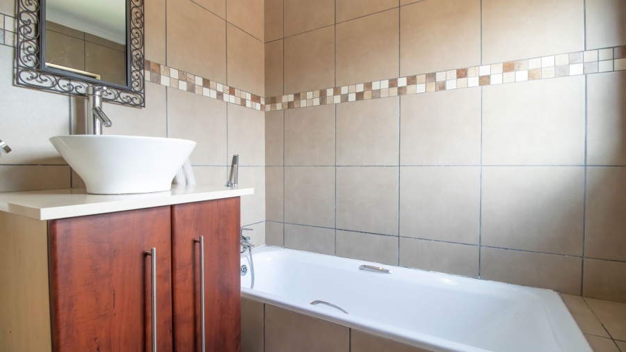 3 Bedroom Property for Sale in Terenure Gauteng