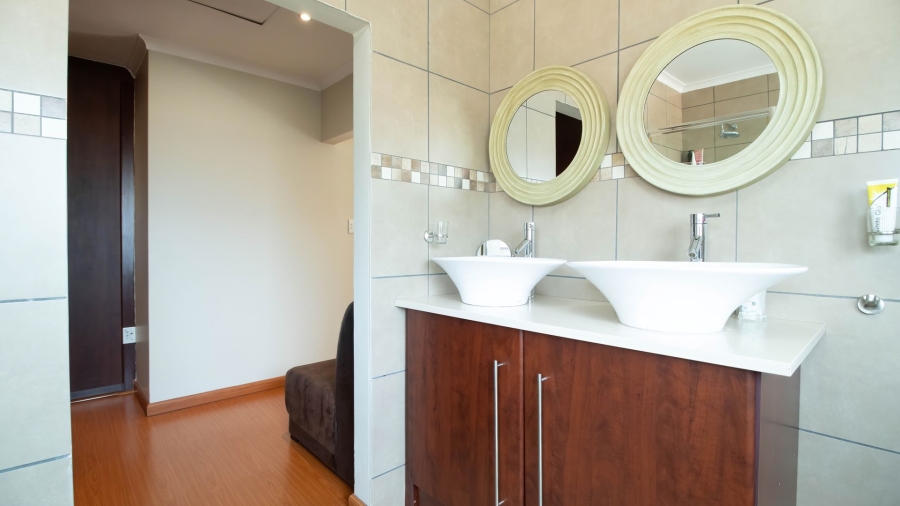 3 Bedroom Property for Sale in Terenure Gauteng