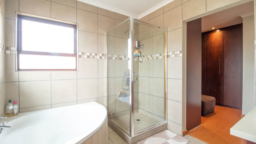 3 Bedroom Property for Sale in Terenure Gauteng
