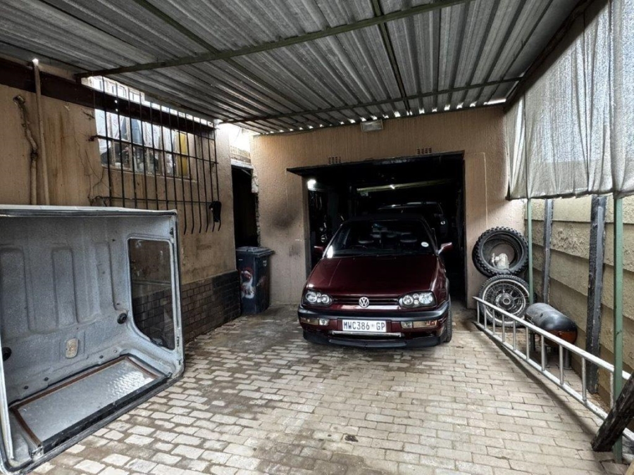3 Bedroom Property for Sale in South Hills Gauteng