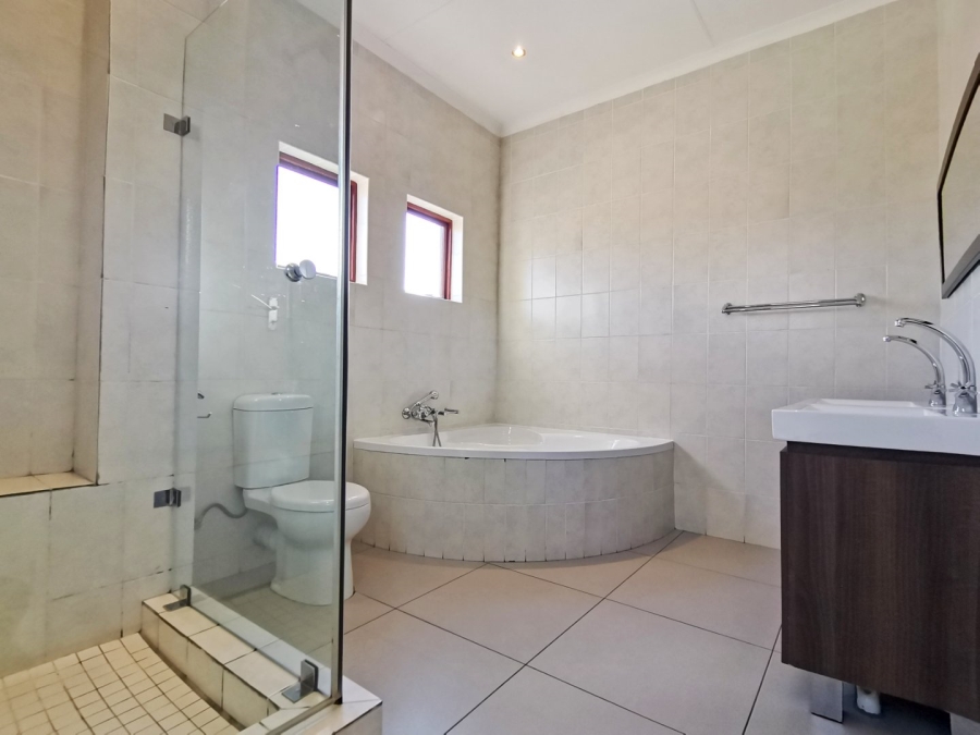 4 Bedroom Property for Sale in Brooklands Lifestyle Estate Gauteng