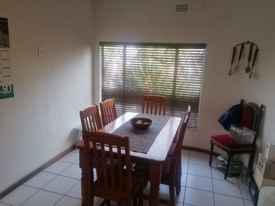 6 Bedroom Property for Sale in Van Riebeeck Park Gauteng