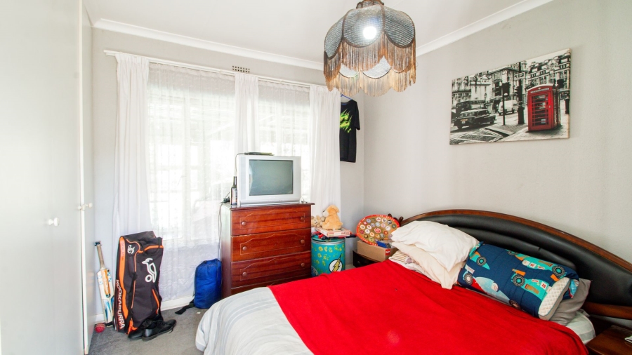 6 Bedroom Property for Sale in Van Riebeeck Park Gauteng