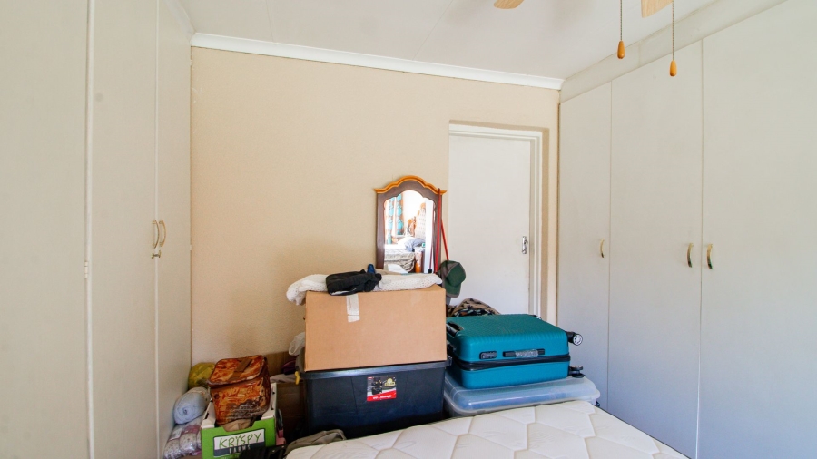 6 Bedroom Property for Sale in Van Riebeeck Park Gauteng