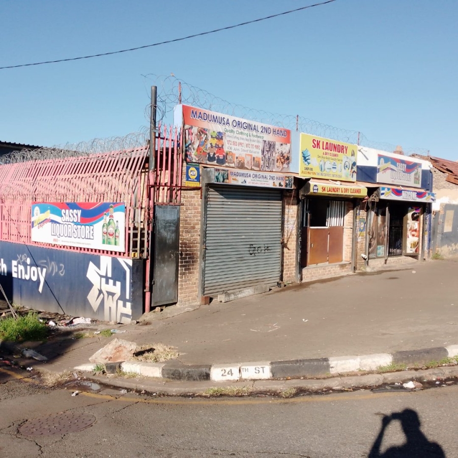  Bedroom Property for Sale in Malvern Gauteng