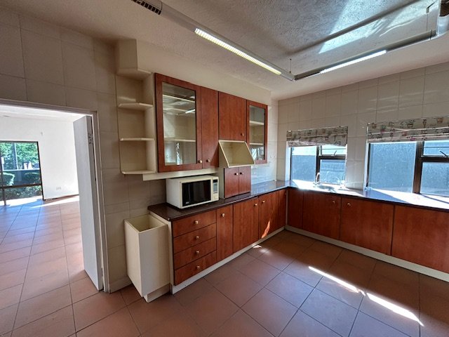 5 Bedroom Property for Sale in Bedford Park Gauteng
