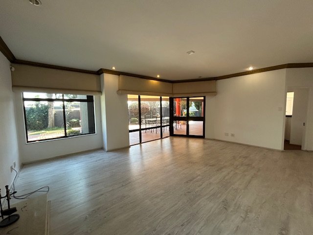 5 Bedroom Property for Sale in Bedford Park Gauteng