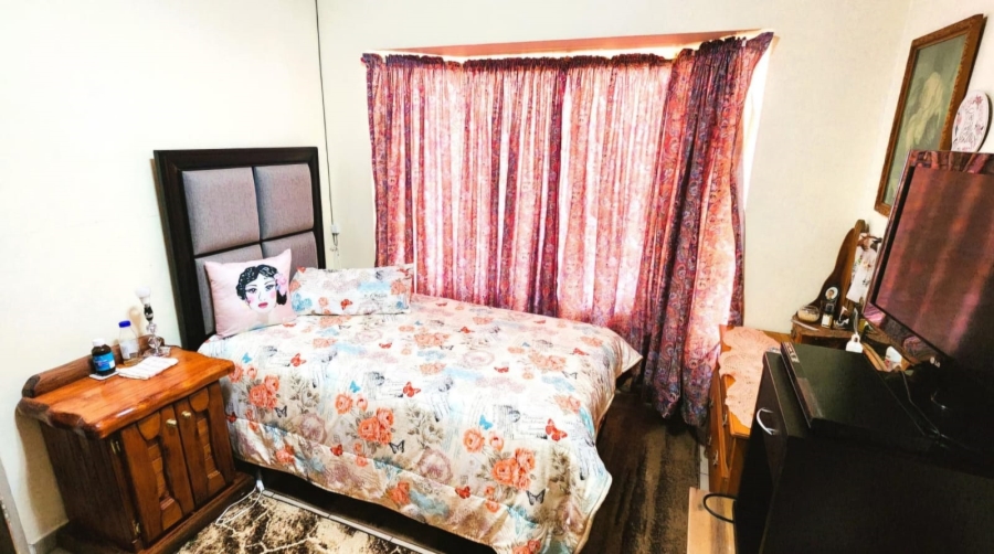 To Let 1 Bedroom Property for Rent in Kleinfontein A H Gauteng