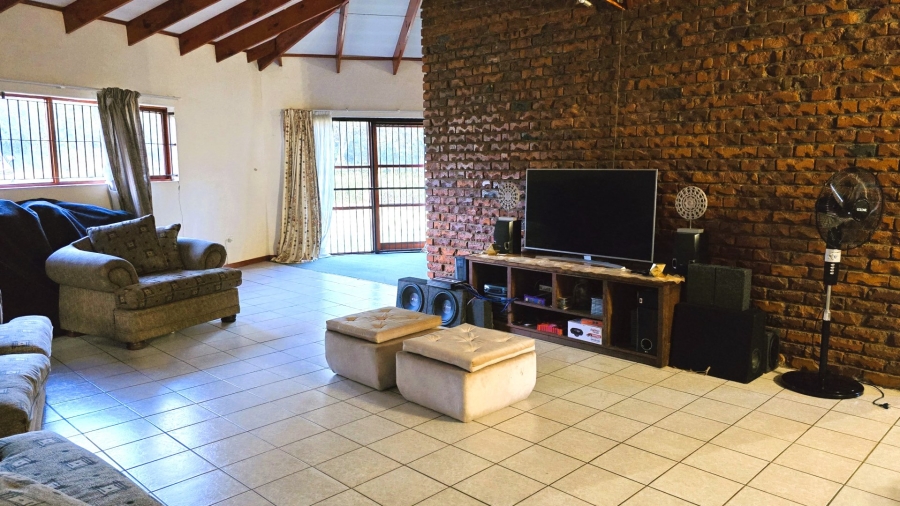 3 Bedroom Property for Sale in Donkerhoek AH Gauteng