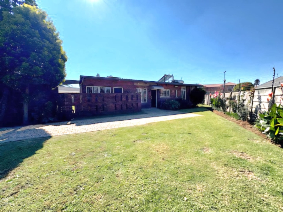 3 Bedroom Property for Sale in Bonaero Park Gauteng