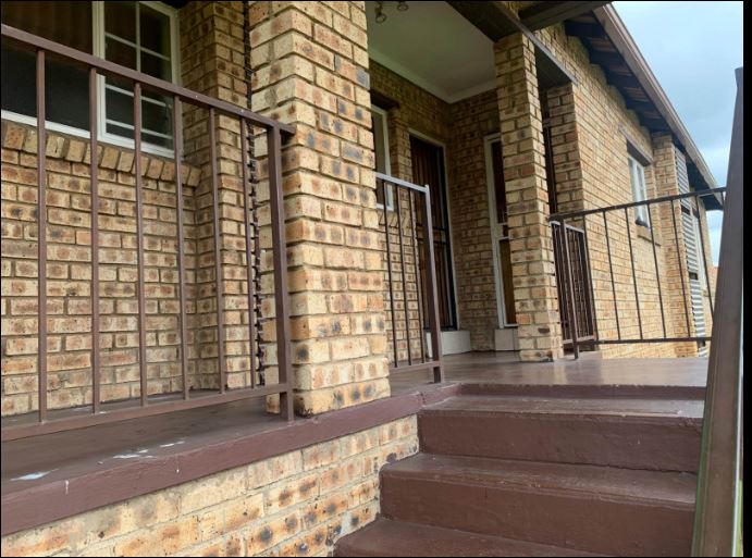 2 Bedroom Property for Sale in Noordwyk Gauteng