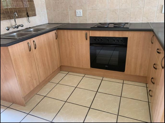 2 Bedroom Property for Sale in Noordwyk Gauteng