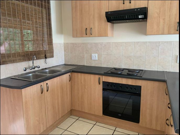 2 Bedroom Property for Sale in Noordwyk Gauteng