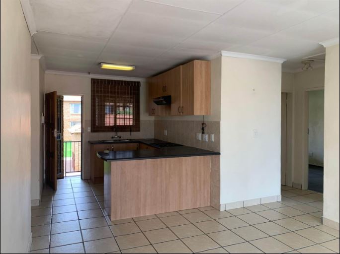2 Bedroom Property for Sale in Noordwyk Gauteng