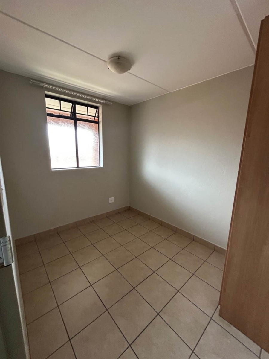 2 Bedroom Property for Sale in Kibler Park Gauteng