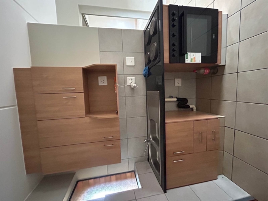 2 Bedroom Property for Sale in Kibler Park Gauteng