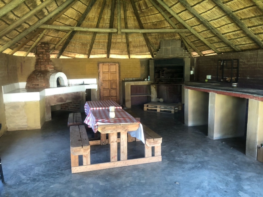  Bedroom Property for Sale in Mnandi Gauteng