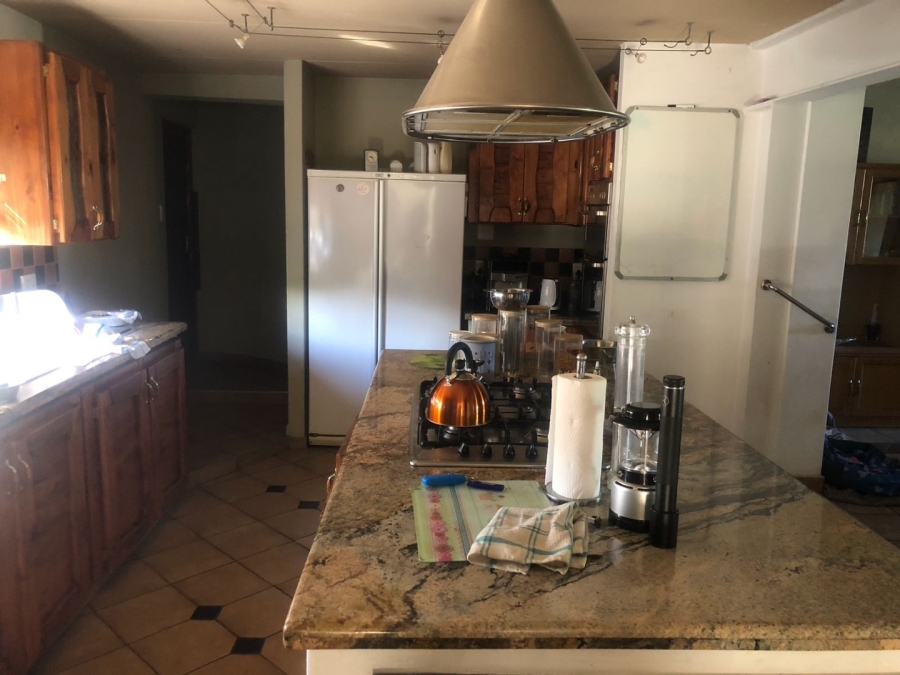  Bedroom Property for Sale in Mnandi Gauteng