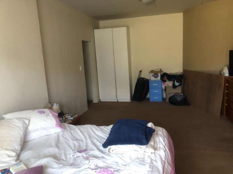  Bedroom Property for Sale in Mnandi Gauteng