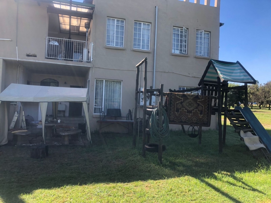  Bedroom Property for Sale in Mnandi Gauteng