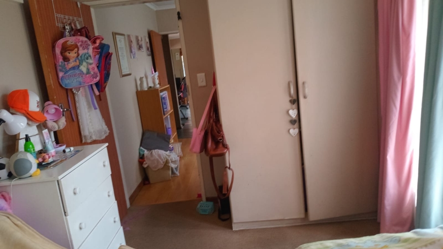 2 Bedroom Property for Sale in Pierre Van Ryneveld Gauteng