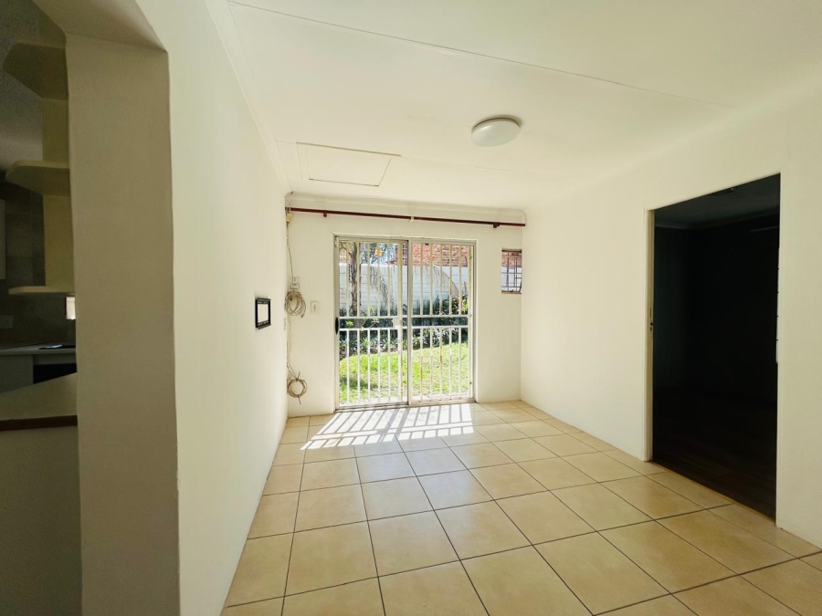 To Let 3 Bedroom Property for Rent in Vorna Valley Gauteng