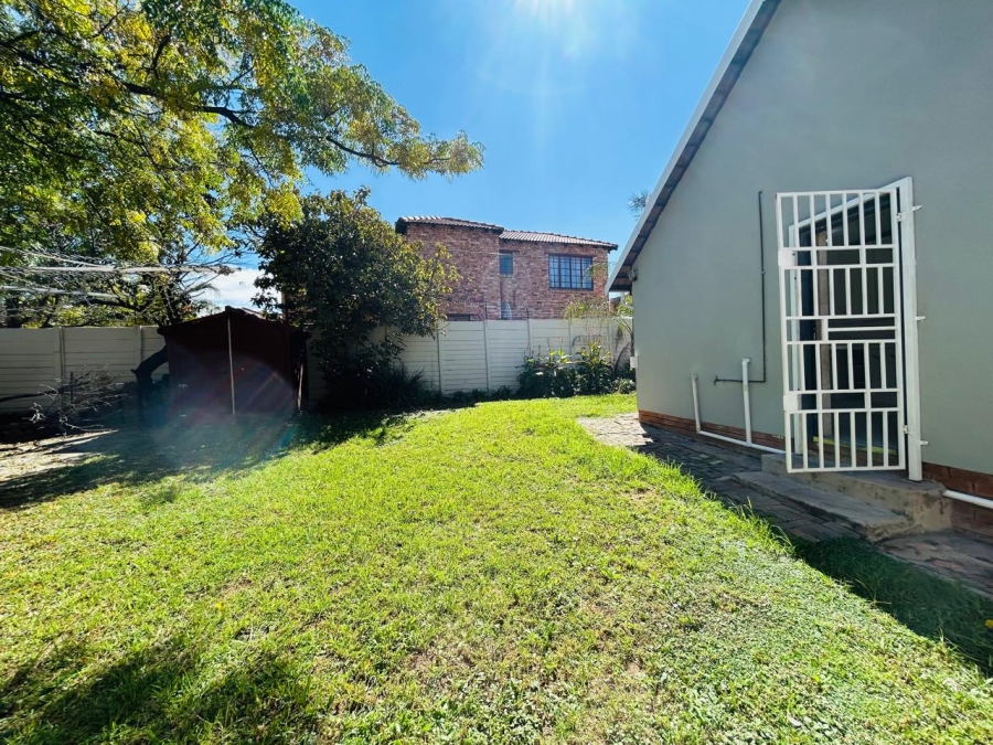 To Let 3 Bedroom Property for Rent in Vorna Valley Gauteng