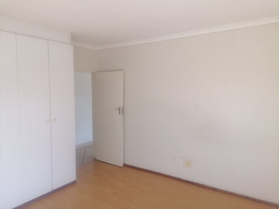 2 Bedroom Property for Sale in Beyers Park Gauteng