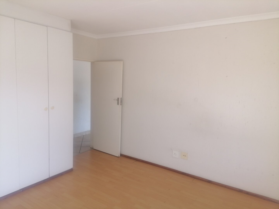 2 Bedroom Property for Sale in Beyers Park Gauteng