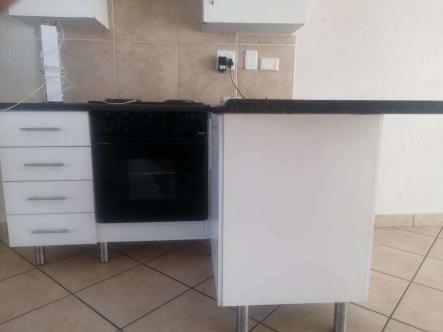 2 Bedroom Property for Sale in Beyers Park Gauteng