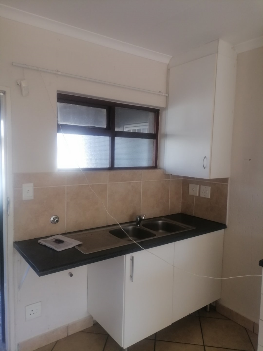 2 Bedroom Property for Sale in Beyers Park Gauteng
