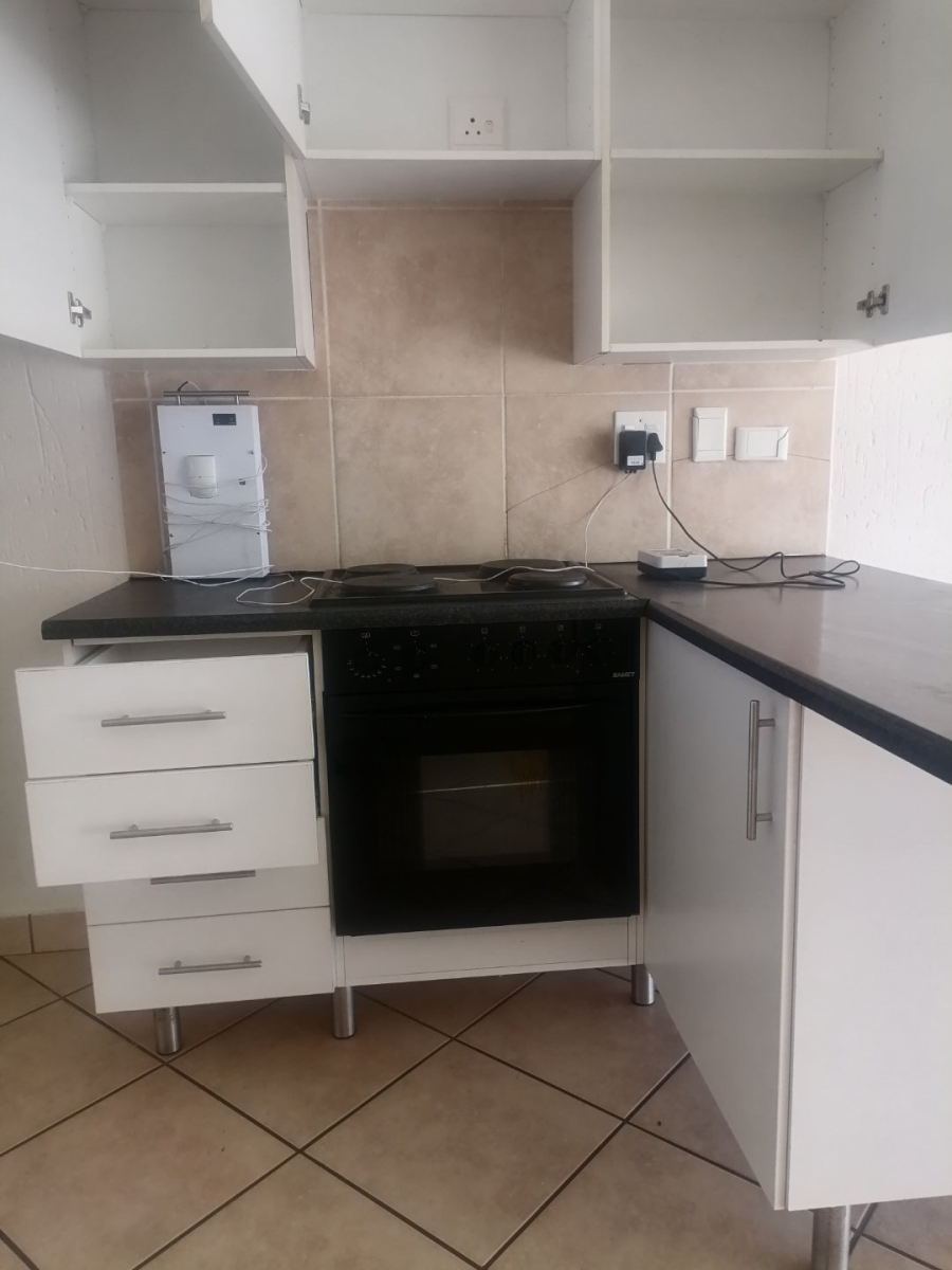 2 Bedroom Property for Sale in Beyers Park Gauteng