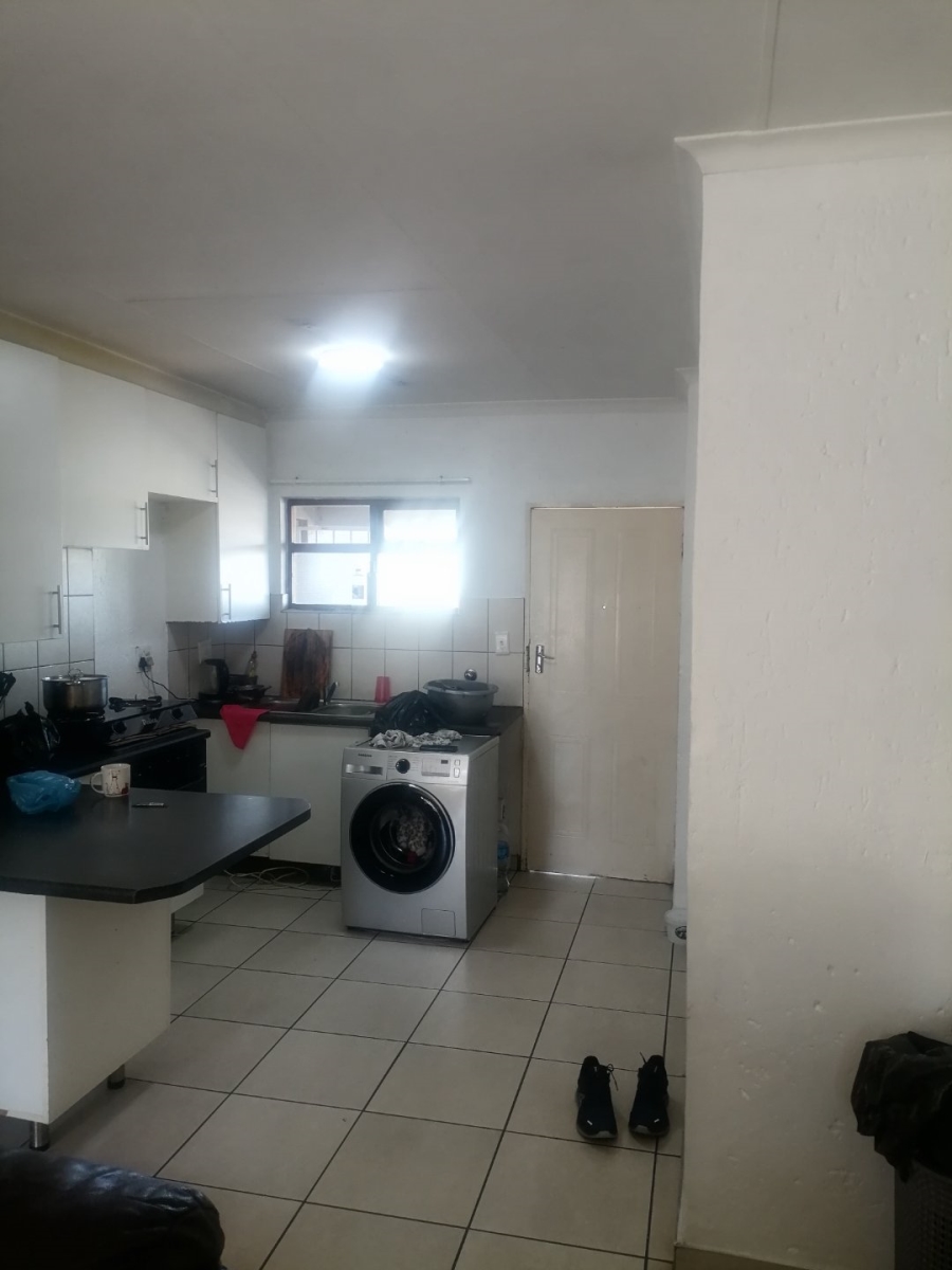 2 Bedroom Property for Sale in Beyers Park Gauteng