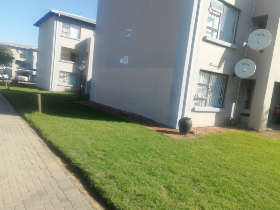 2 Bedroom Property for Sale in Beyers Park Gauteng
