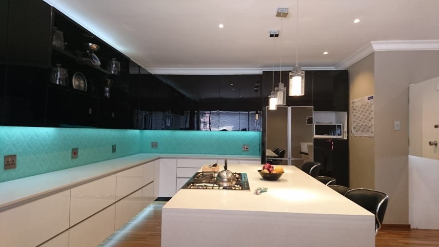 3 Bedroom Property for Sale in Edenvale Central Gauteng