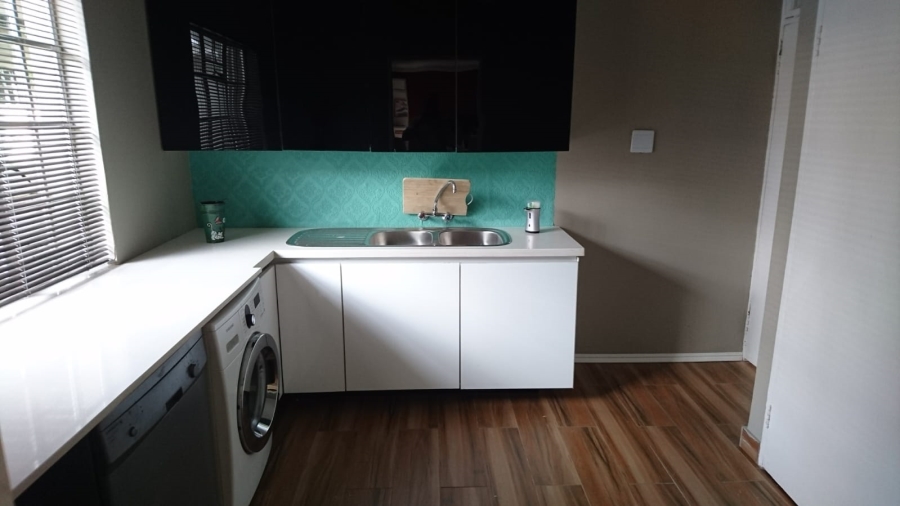 3 Bedroom Property for Sale in Edenvale Central Gauteng