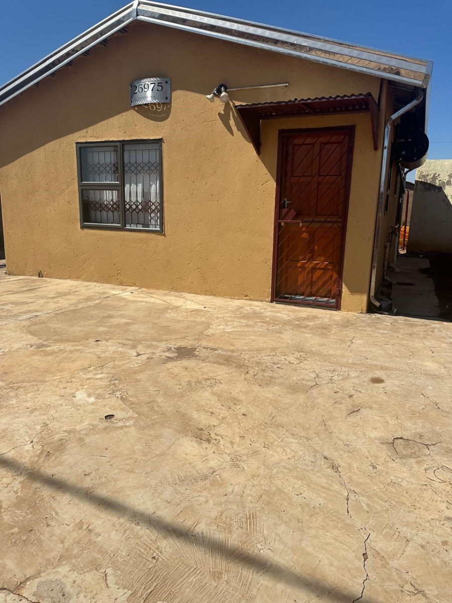 2 Bedroom Property for Sale in Lotus Gardens Gauteng