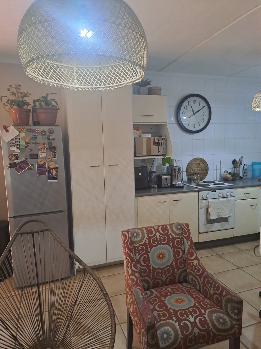 To Let 1 Bedroom Property for Rent in Bedfordview Gauteng
