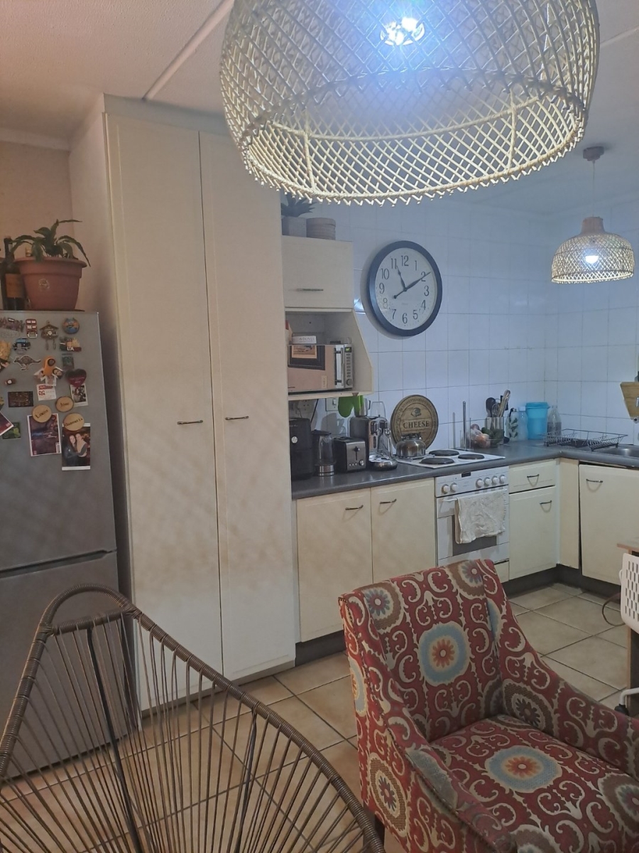 To Let 1 Bedroom Property for Rent in Bedfordview Gauteng