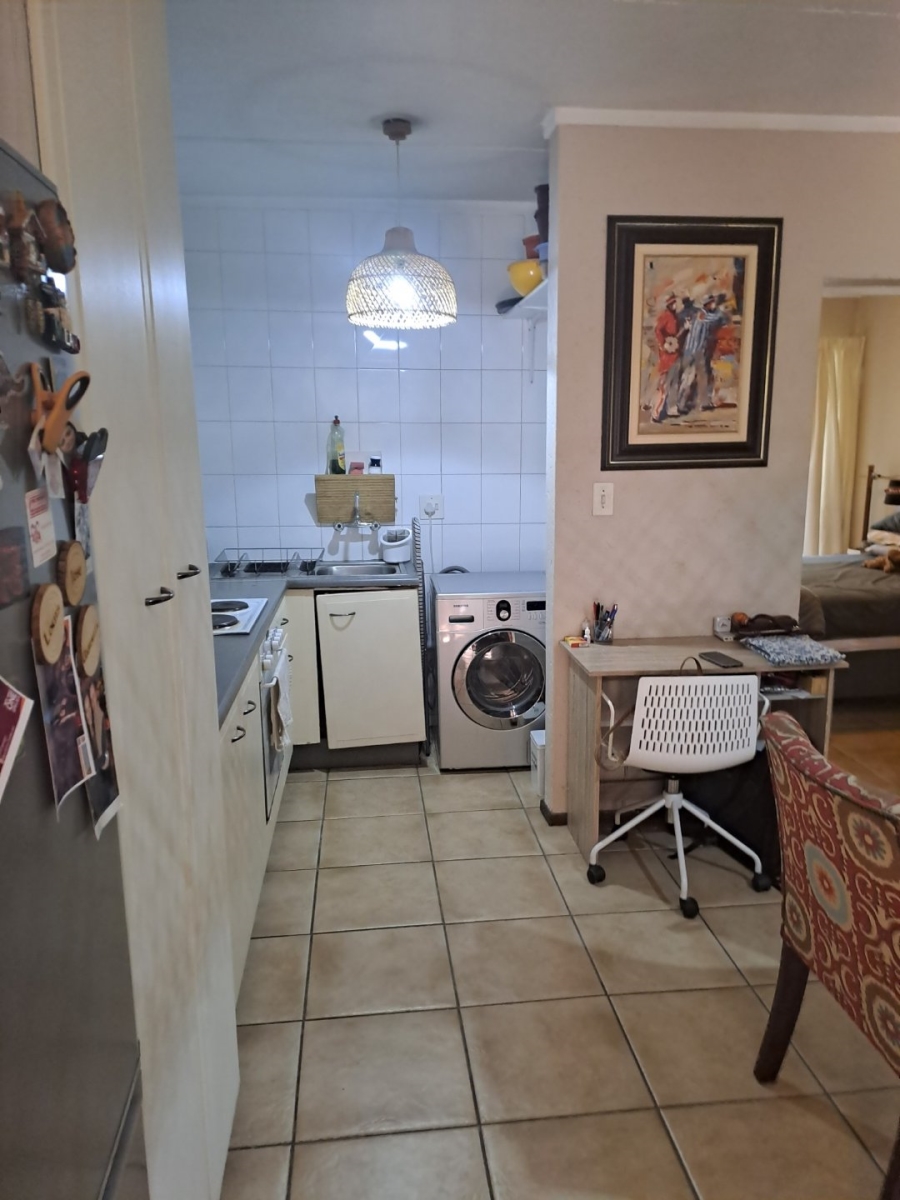 To Let 1 Bedroom Property for Rent in Bedfordview Gauteng